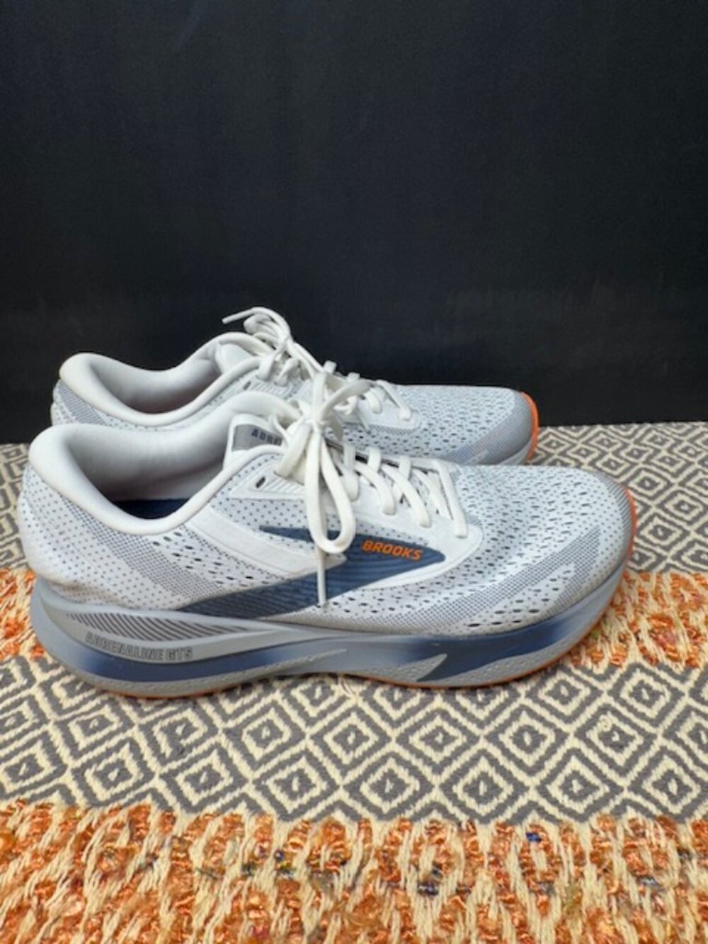 Brooks Adrenaline 24 Men's Size 9.5 - Picture 12 of 13